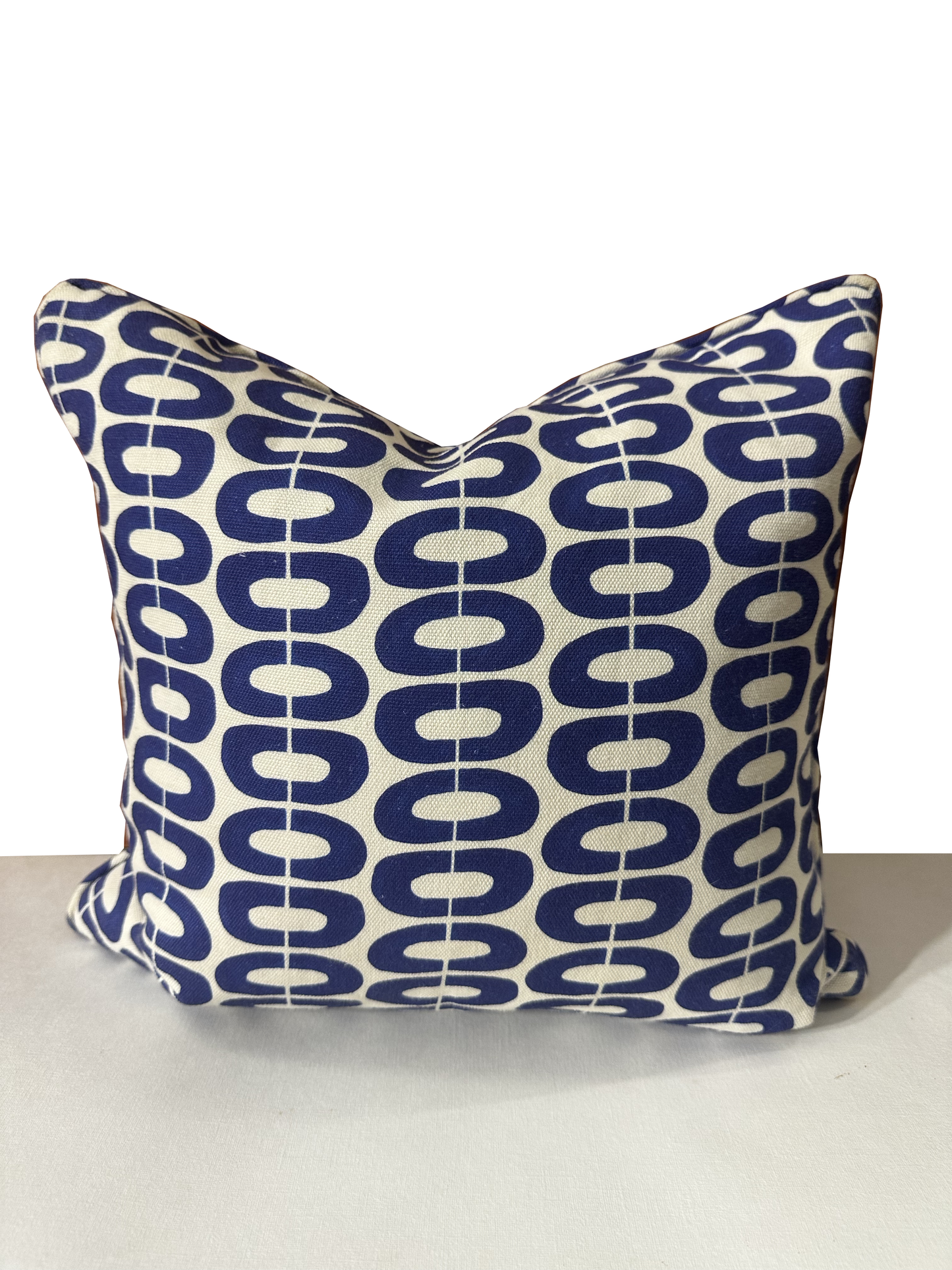 Australia Geometric Cushion Design